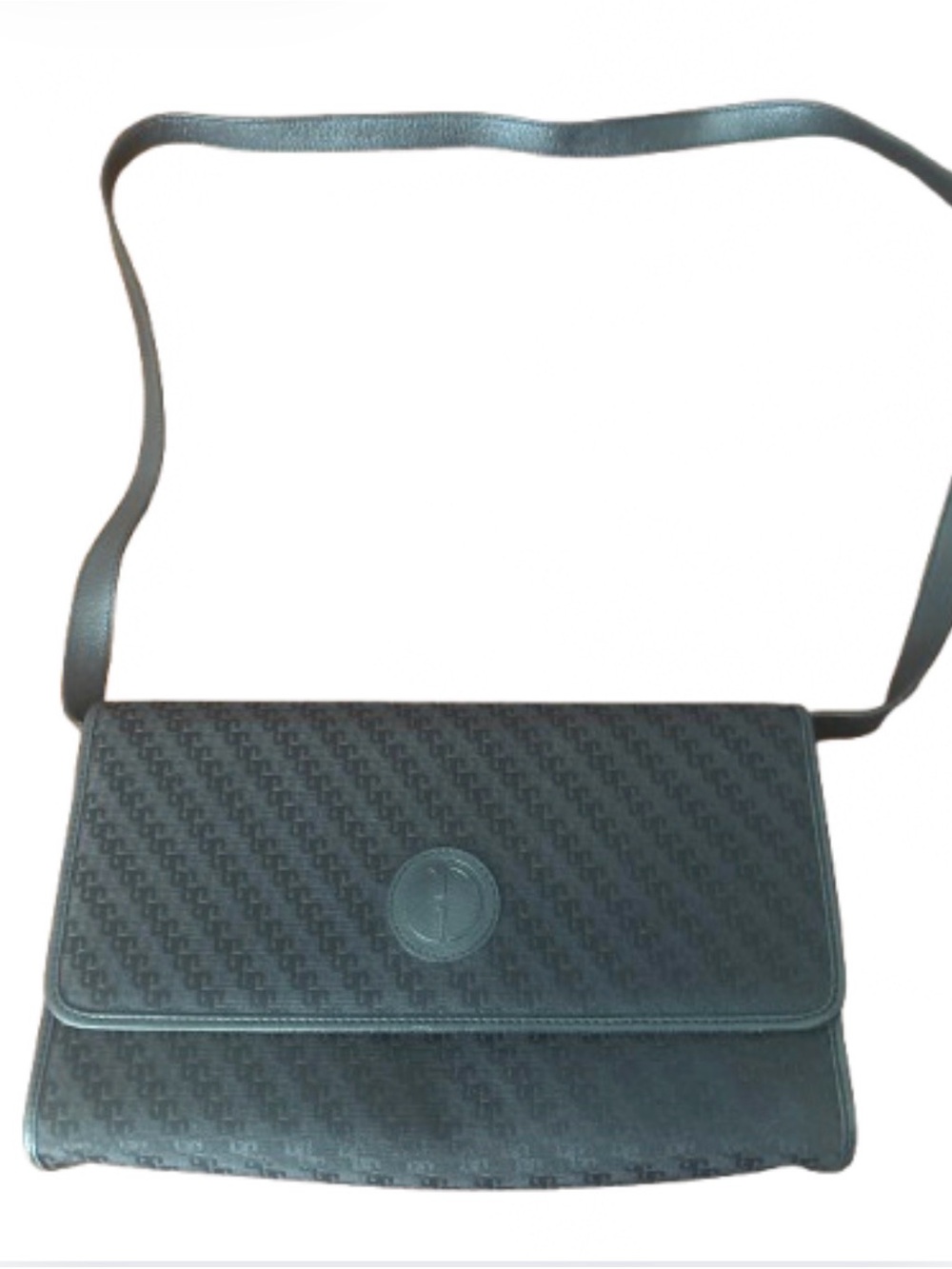 Gucci GG Vintage Monogram Canvas Flap Crossbody Bag (Serial Code: 004.115.0289)